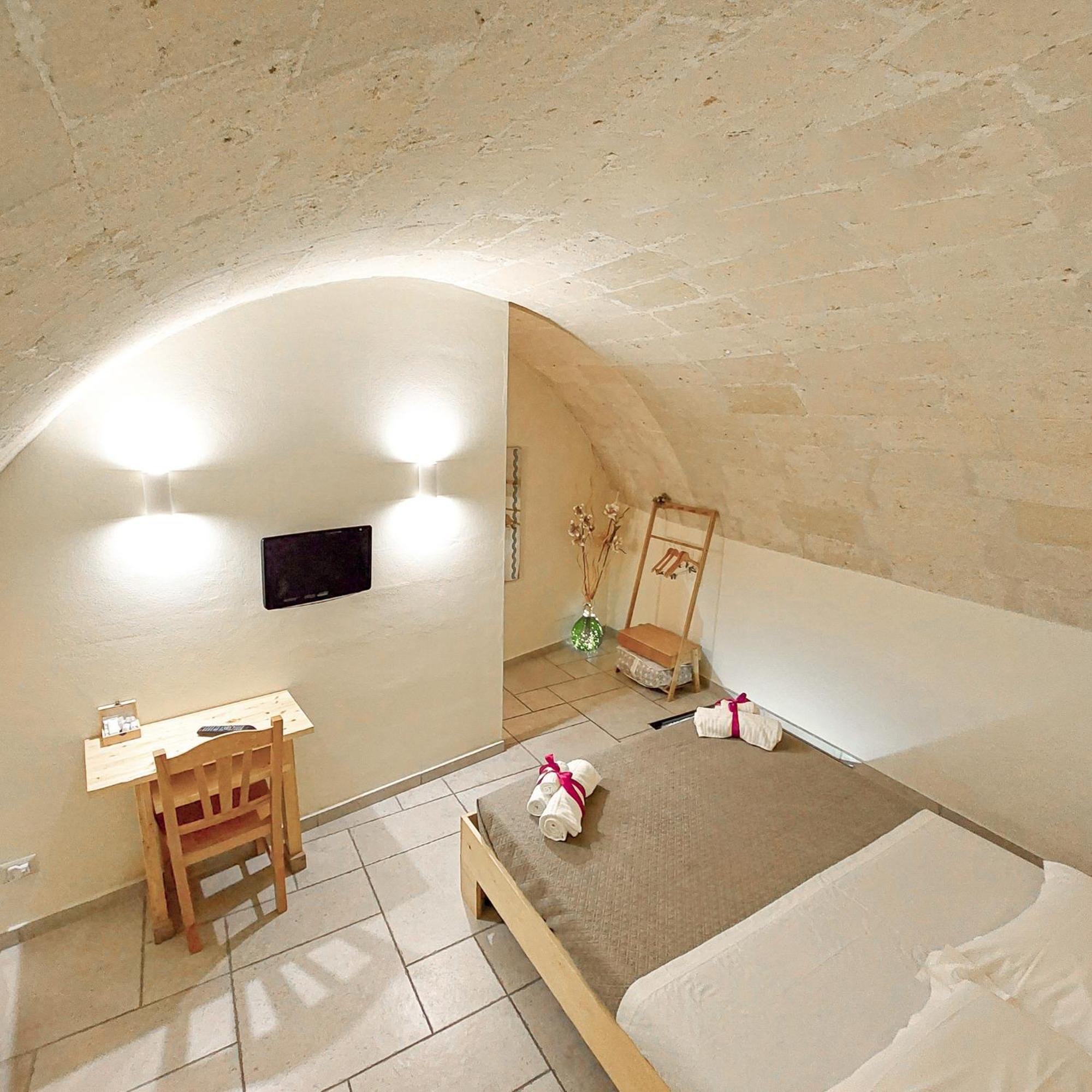 Bed and Breakfast Mikasa Матера Экстерьер фото
